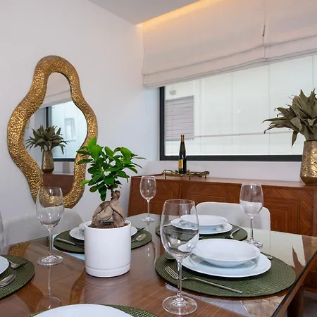 Appartamento Silena Luxury Penthouse With Jacuzzi - Near Chania Old Town *
