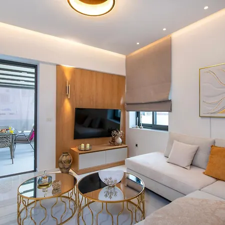 Appartamento Silena Luxury Penthouse With Jacuzzi - Near Chania Old Town La Canea
