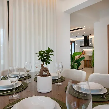 Silena Luxury Penthouse With Jacuzzi - Near Chania Old Town *