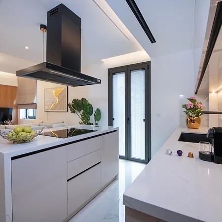 Appartamento Silena Luxury Penthouse With Jacuzzi - Near Chania Old Town La Canea