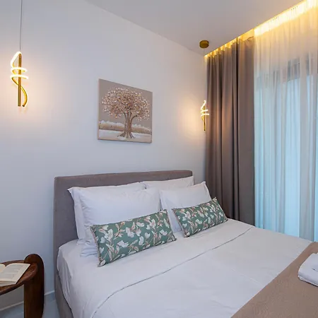 Silena Luxury Penthouse With Jacuzzi - Near Chania Old Town Appartamento La Canea