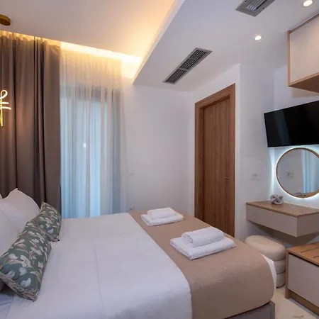Silena Luxury Penthouse With Jacuzzi - Near Chania Old Town *