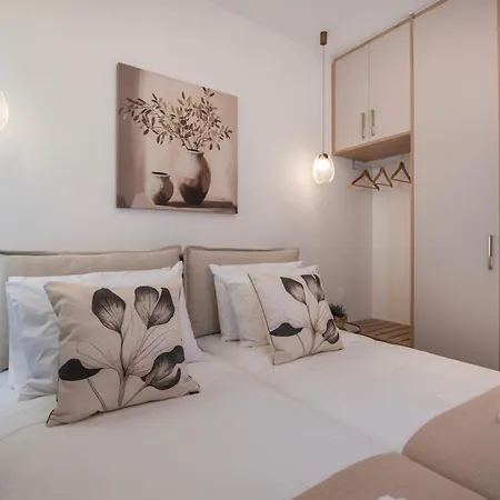Silena Luxury Penthouse With Jacuzzi - Near Chania Old Town La Canea