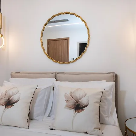 Silena Luxury Penthouse With Jacuzzi - Near Chania Old Town Appartamento *