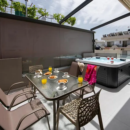 Silena Luxury Penthouse With Jacuzzi - Near Chania Old Town *