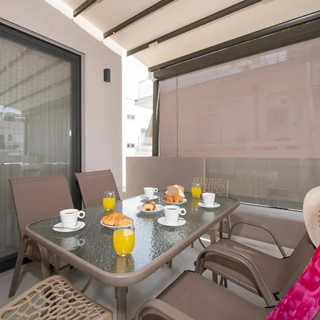 Silena Luxury Penthouse With Jacuzzi - Near Chania Old Town