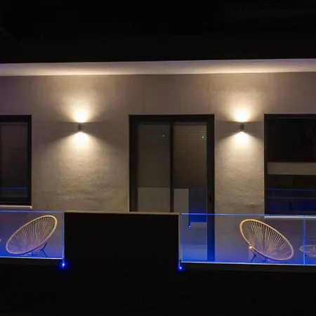 Silena Luxury Penthouse With Jacuzzi - Near Chania Old Town *