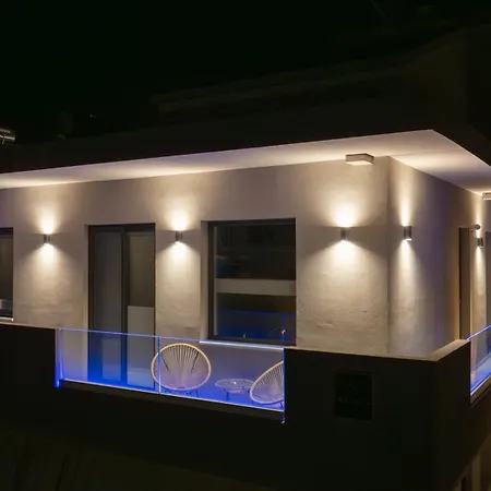 Appartamento Silena Luxury Penthouse With Jacuzzi - Near Chania Old Town *