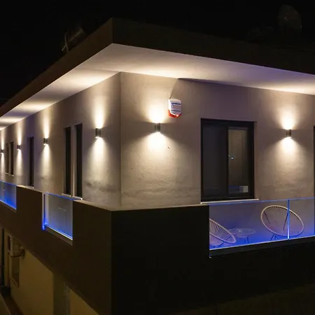 Silena Luxury Penthouse With Jacuzzi - Near Chania Old Town Appartamento La Canea